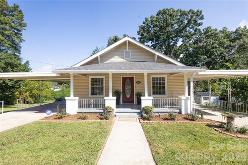 346 Park Ave, Marion, NC, 28752-3422 | Card Image