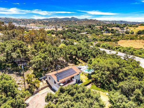 28517 Valley Center Rd, Valley Center, CA, 92082 | Card Image