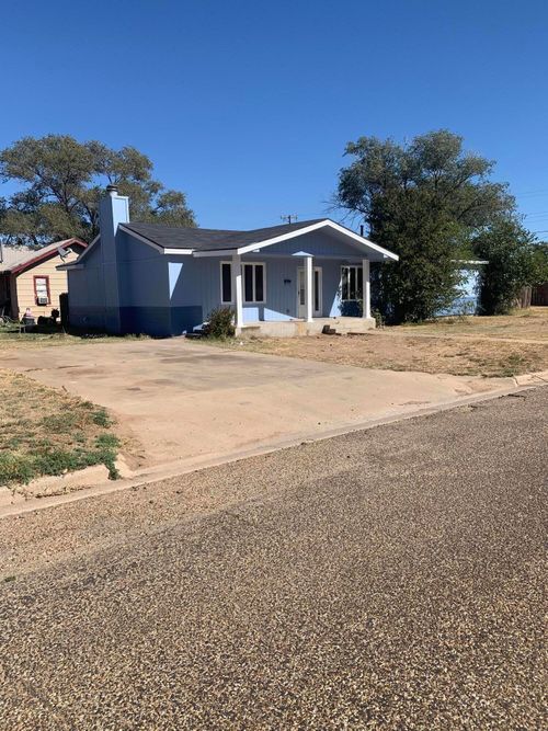 750 S 13th Street, Slaton, TX, 79364 | Card Image