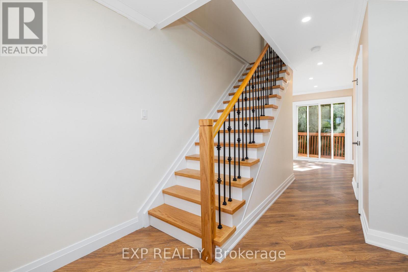 Residential in Georgina (Keswick South) 4