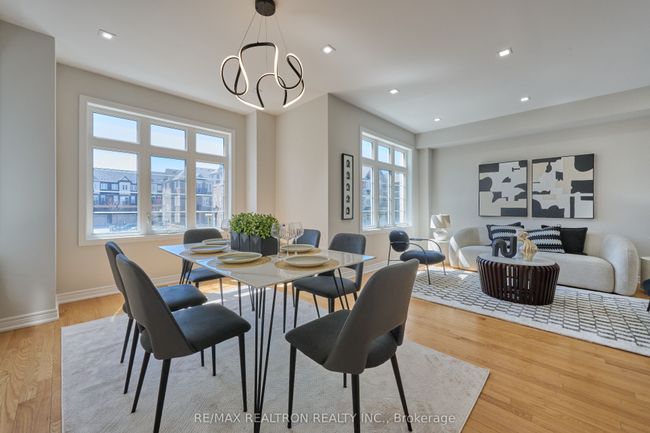 10 Globemaster Lane, House attached with 3 bedrooms, 4 bathrooms and 1 parking in Richmond Hill ON | Image 14