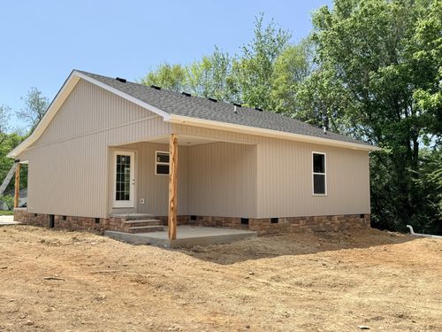 2313 E Lincoln St, Tullahoma, TN, 37388-5134 | Card Image