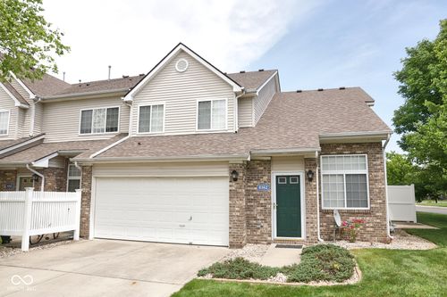 8362 Enclave Blvd, Fishers, IN, 46038-1594 | Card Image