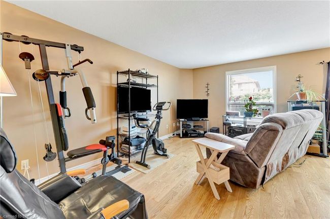 88 Foxborough Dr, Townhouse with 3 bedrooms, 2 bathrooms and 3 parking in Ancaster ON | Image 9