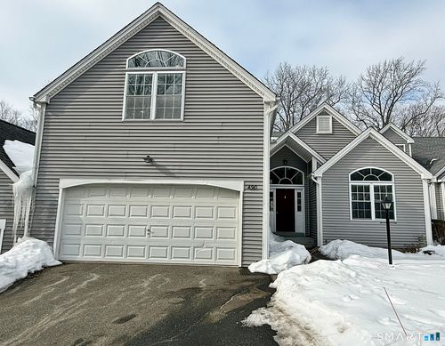 490-490 Wolf Run, Shelton, CT, 06484-2842 | Card Image