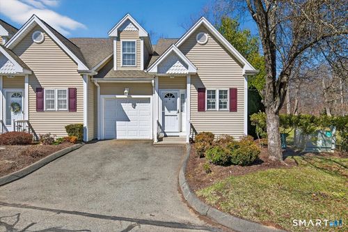 unit-13-6-500 Elm St, North Haven, CT, 06473-3266 | Card Image