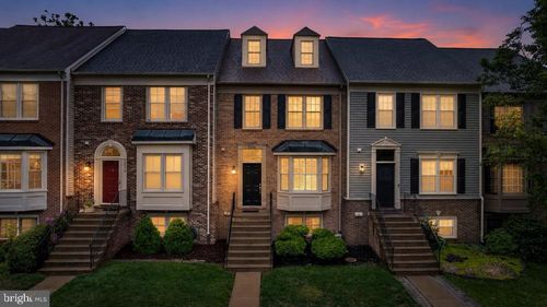 43576 Blacksmith Sq, ASHBURN, VA, 20147-4605 | Card Image
