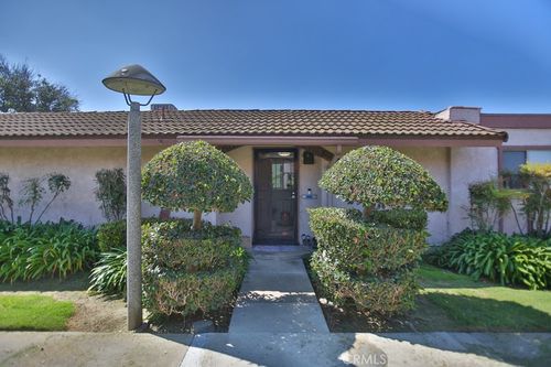 10136 Montecito Plz, Garden Grove, CA, 92840-1530 | Card Image