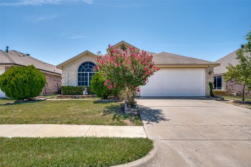 9120 River Trails Blvd, Fort Worth, TX, 76118-7716 | Card Image
