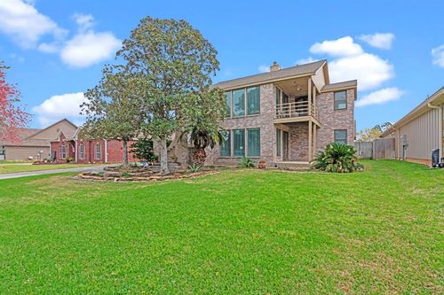 12604 Pegasus Dr, Willis, TX, 77318-5068 | Card Image