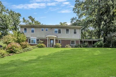 100 The Intervale, House other with 4 bedrooms, 3 bathrooms and null parking in Roslyn Estates NY | Image 1