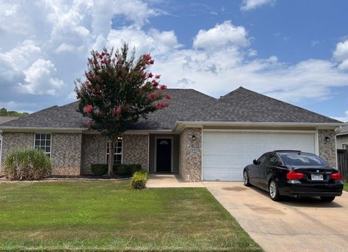 1641 White Oak Cir, Benton, AR, 72019-8719 | Card Image