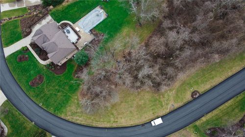 1060 Augusta Cir, North Huntingdon, PA, 15642-3162 | Card Image