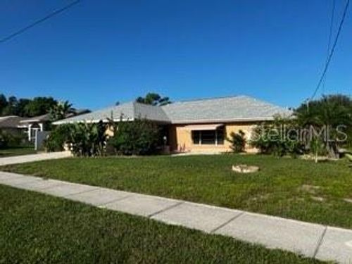 7506 Spinnaker Blvd, ENGLEWOOD, FL, 34224-8252 | Card Image