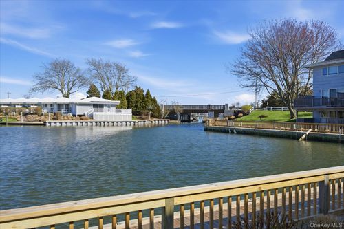 3039 Mitchell Rd, Westhampton Beach, NY, 11978 | Card Image