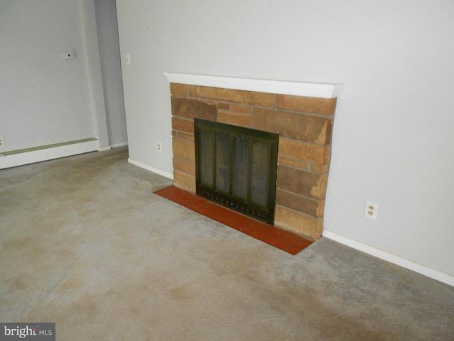 229 Milford Square Pike, House other with 2 bedrooms, 1 bathrooms and null parking in QUAKERTOWN PA | Image 4