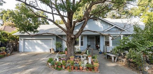 19489 Laurelbrook Ct, Sonoma, CA, 95476-6300 | Card Image