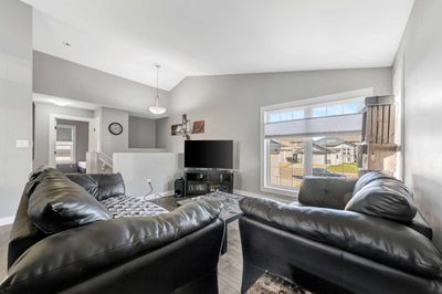 4205 40 Street Close, House detached with 2 bedrooms, 2 bathrooms and 2 parking in Lloydminster SK | Image 3