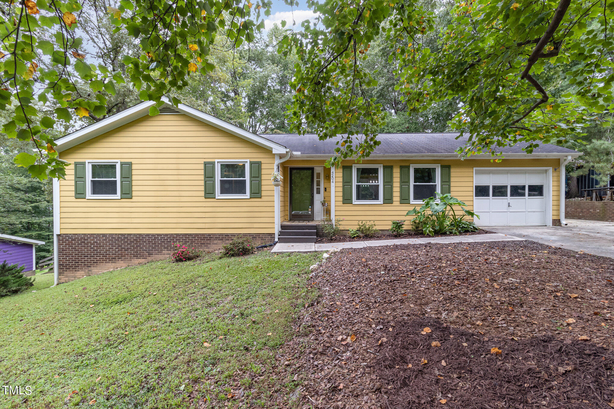 Helen Dr, Fuquay Varina, NC 27526