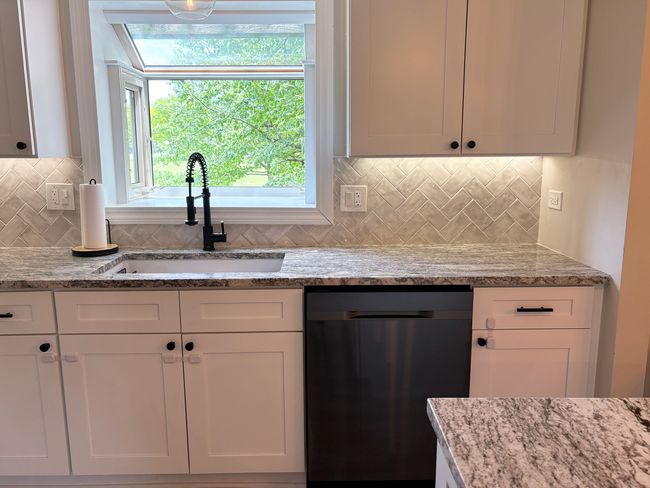 1487 Kathleen Way, House other with 3 bedrooms, 2 bathrooms and 2 parking in Elk Grove Village IL | Image 8