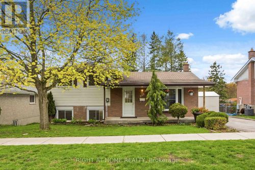 999 St Paul'S St, Peterborough, ON, K9H6J7 | Card Image
