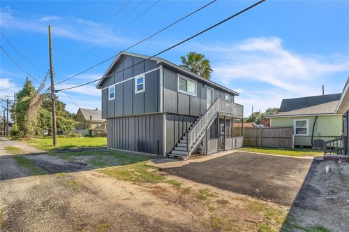 2-2919 Avenue K, Galveston, TX, 77550-4229 | Card Image