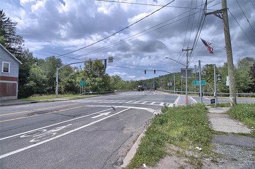 408 State Route 52, Woodbourne, NY, 12788-5716 | Card Image