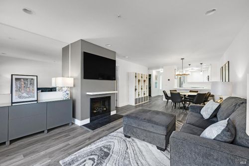 36 Bridle Path Ln, Novato, CA, 94945-1468 | Card Image