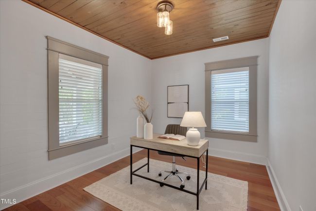 11-2317 E Main Street-11 | Image 25