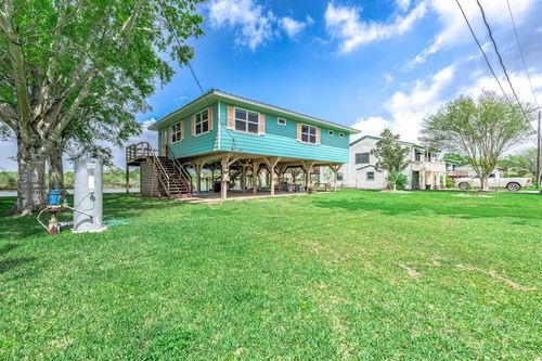 319 Palm Dr, Liverpool, TX, 77577-9726 | Card Image