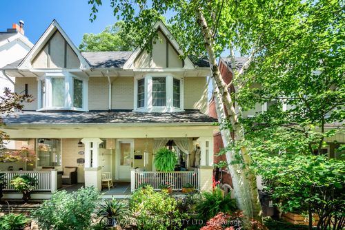 177 Wineva Ave, Toronto, ON, M4E2T5 | Card Image