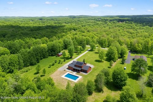 1248 Albany Post Rd, Gardiner, NY, 12525-5519 | Card Image