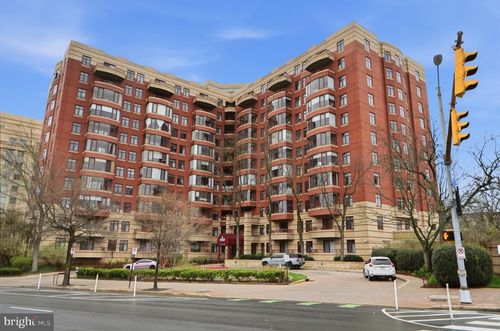 apt-711-2400 Clarendon Blvd, ARLINGTON, VA, 22201-5845 | Card Image