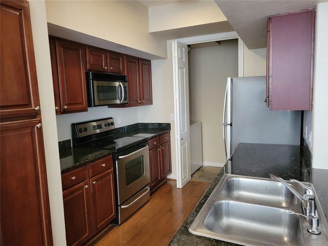Kitchen | Image 9
