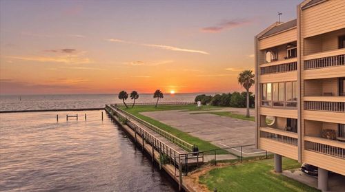 apt-224-580 Pleasure Island Blvd, Port Arthur, TX, 77640-6879 | Card Image