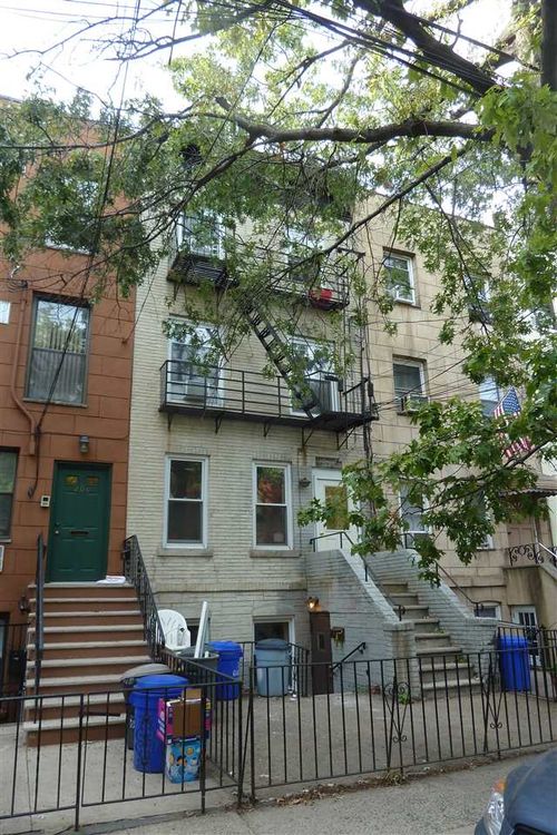 apt-1-208 Garden St, Hoboken, NJ, 07030-3774 | Card Image