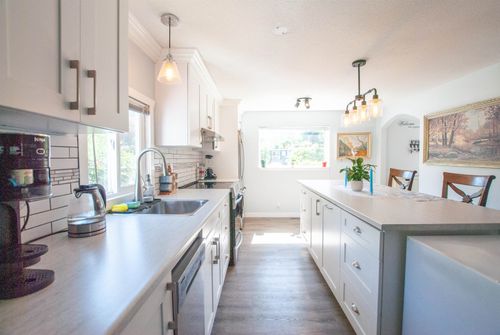 53-46484 Chilliwack Lake Rd, Chilliwack, BC, V2R3R8 | Card Image