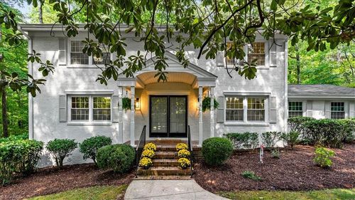 2621 W Woodlyn Way, Greensboro, NC, 27407-5027 | Card Image