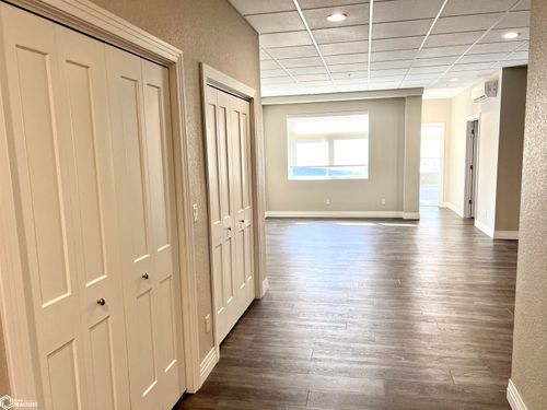 102-110 Rocksylvania, Iowa Falls, IA, 50126 | Card Image