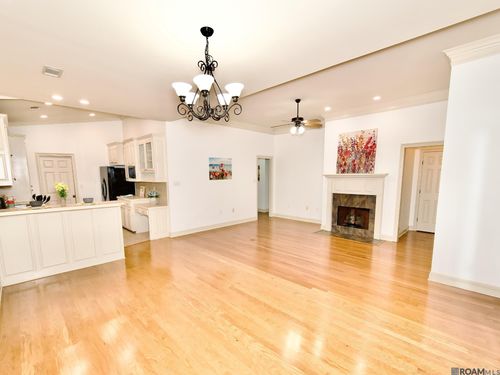 10409 Springtree Ave, Baton Rouge, LA, 70810-7769 | Card Image