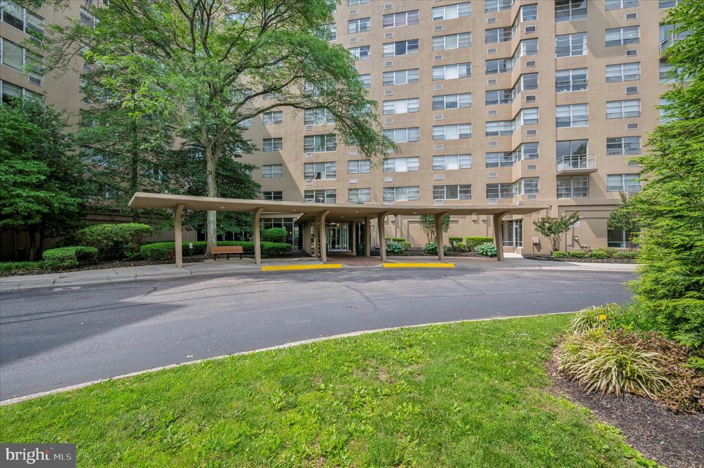 Residential in BRYN MAWR 3