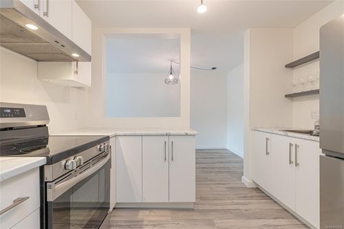 310-4724 Uplands Dr, Nanaimo, BC, V9T4S8 | Card Image