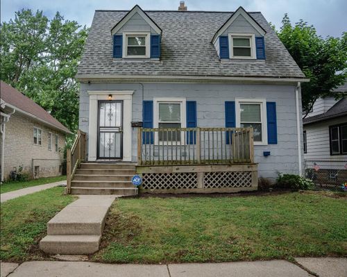 4429 N 56th St, Milwaukee, WI, 53218-5607 | Card Image