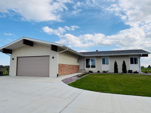 N6320 Psalms Way, ALBANY, WI, 53502 | Card Image