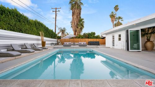 657 S Highland Dr, Palm Springs, CA, 92264 | Card Image