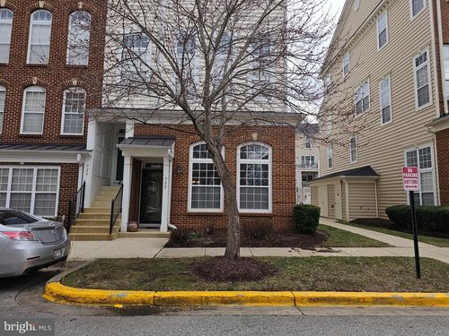 1811-922 Pine Forest Ln, UPPER MARLBORO, MD, 20774-1686 | Card Image