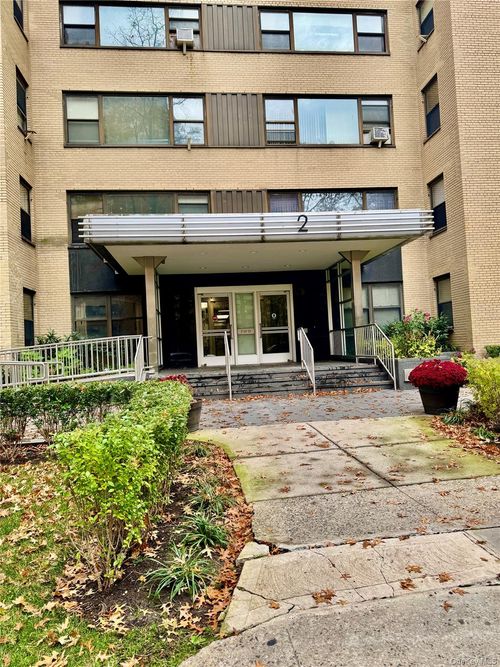 apt-2b-2 Fordham Hill Oval, Bronx, NY, 10468-4769 | Card Image