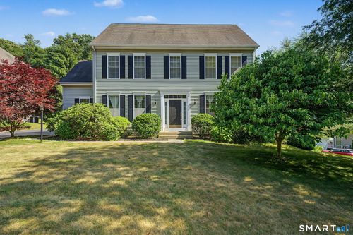 25 Fenwick Dr, Avon, CT, 06001-5115 | Card Image