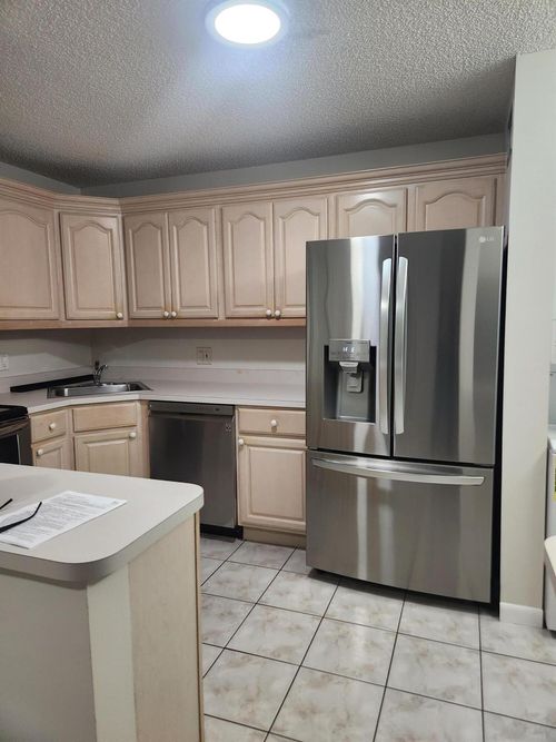 apt-b2-522 Shady Pine Way, Greenacres, FL, 33415-9079 | Card Image