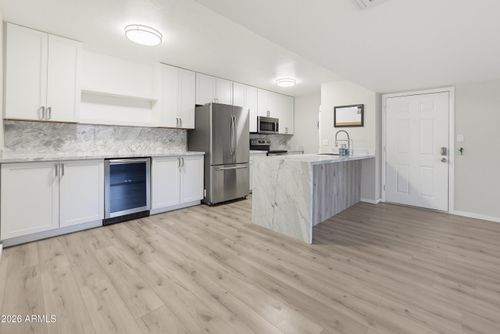 227-2938 N 61st Pl, Scottsdale, AZ, 85251-7028 | Card Image